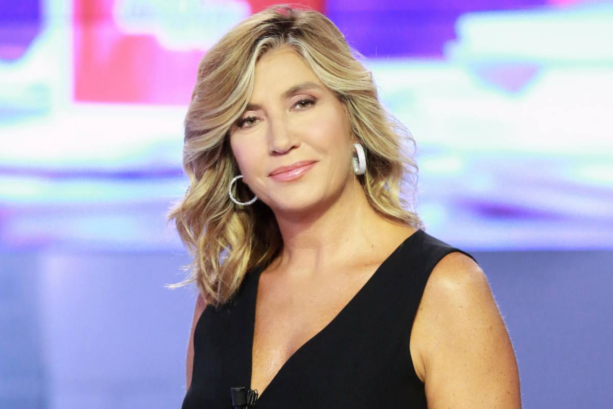 Primo piano di Myrta Merlino sorridente